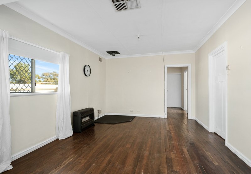 Photo - 37 Dart Street, South Kalgoorlie WA 6430 - Image 4