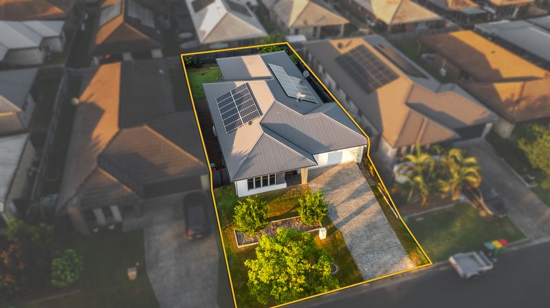 Photo - 37 Denham Circuit, Willow Vale QLD 4209 - Image 2