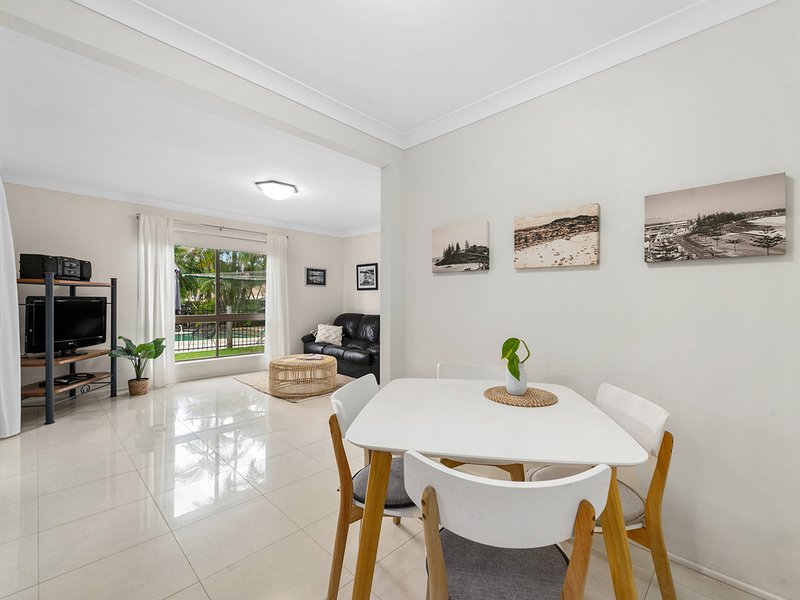 Photo - 37 Denver Road, Carseldine QLD 4034 - Image 5