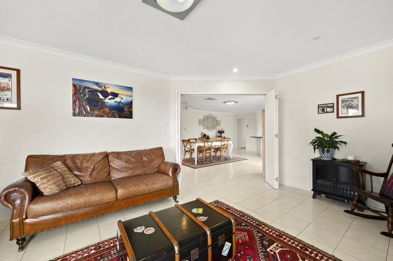 Photo - 37 Discovery Drive, Yass NSW 2582 - Image 12