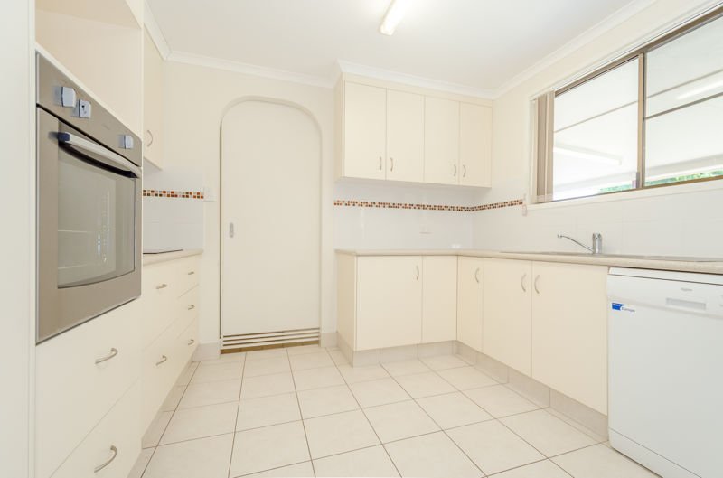 Photo - 37 Dixon Drive, Telina QLD 4680 - Image 2