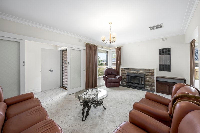 Photo - 37 Dorset Road, Ferntree Gully VIC 3156 - Image 3