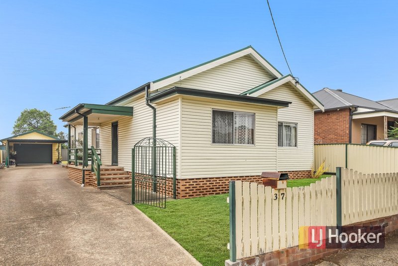 37 Dudley St , Berala NSW 2141