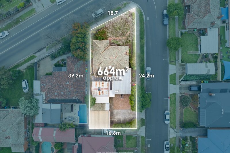 Photo - 37 Duncans Road, Werribee VIC 3030 - Image 16