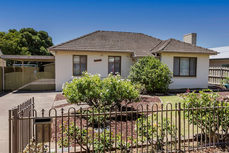 37 Dwyer Road, Oaklands Park SA 5046