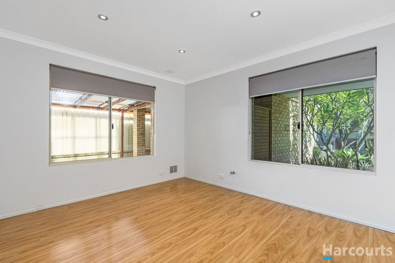 Photo - 37 Eastleigh Loop, Currambine WA 6028 - Image 5