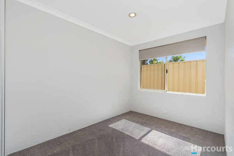 Photo - 37 Eastleigh Loop, Currambine WA 6028 - Image 12