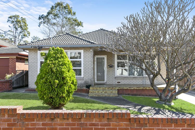 37 Edna Avenue, Merrylands NSW 2160