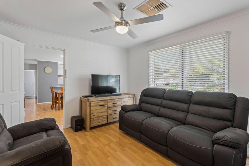 Photo - 37 Ellis Avenue, Morphett Vale SA 5162 - Image 5