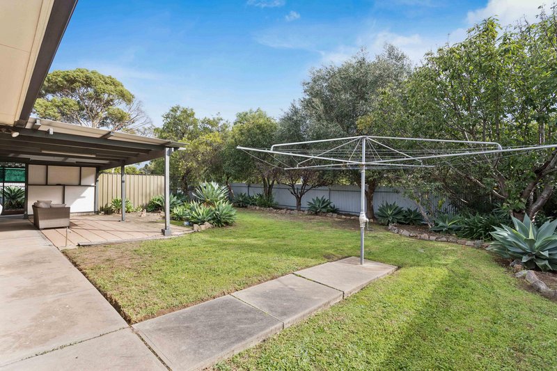 Photo - 37 Ellis Avenue, Morphett Vale SA 5162 - Image 14