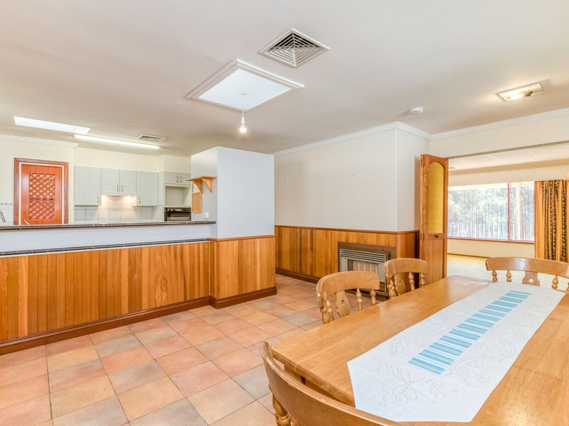 Photo - 37 Ellis Road, Mount Nasura WA 6112 - Image 6