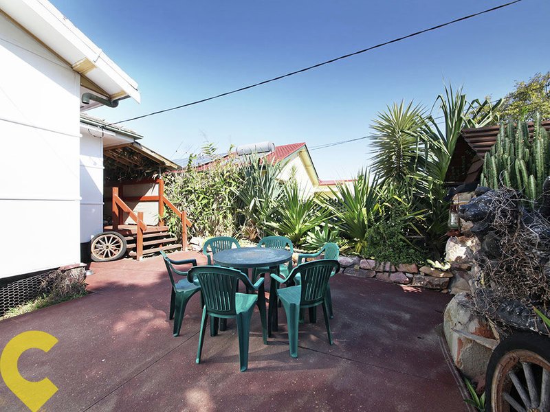 Photo - 37 Enoch Street, Clontarf QLD 4019 - Image 6