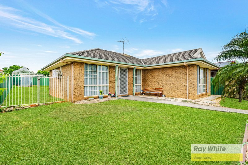 Photo - 37 Esk Avenue, Green Valley NSW 2168 - Image 2