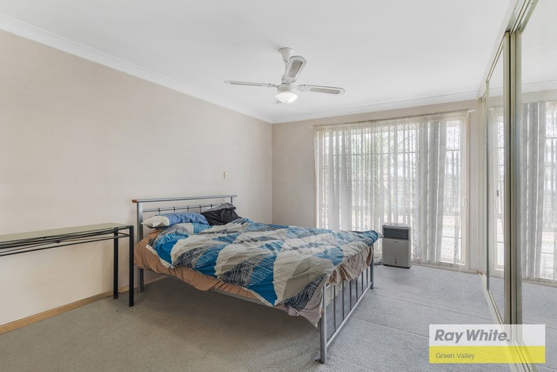 Photo - 37 Esk Avenue, Green Valley NSW 2168 - Image 6