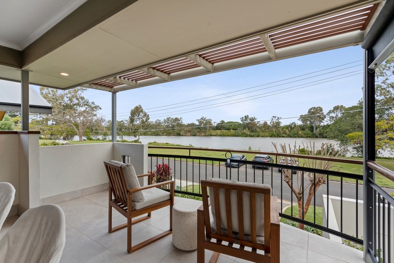 Photo - 37 Esplanade , Yeronga QLD 4104 - Image 4