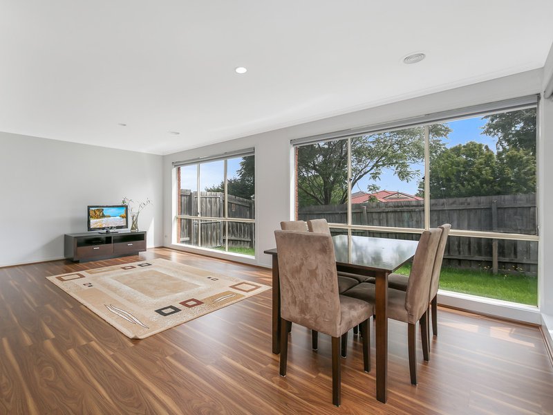 Photo - 37 Eureka Crescent, Narre Warren South VIC 3805 - Image 5