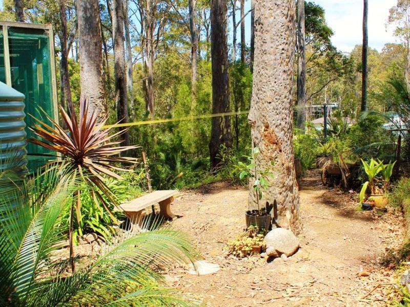 Photo - 37 Euroka Avenue, Malua Bay NSW 2536 - Image 11