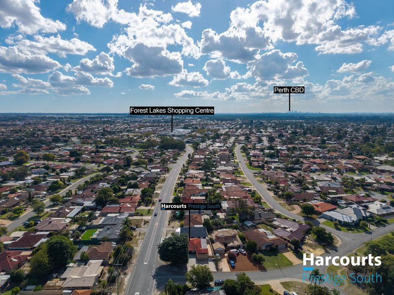 Photo - 37 Expedition Drive, Thornlie WA 6108 - Image 2