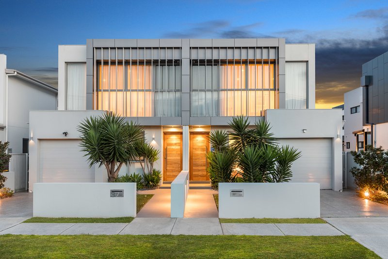 Photo - 37 Eyre Street, Chifley NSW 2036 - Image 1