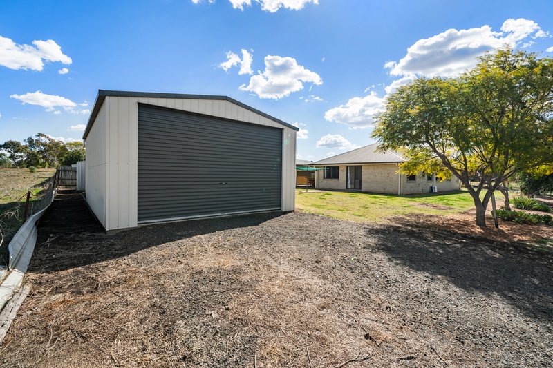 Photo - 37 Fairway Drive, Pittsworth QLD 4356 - Image 17