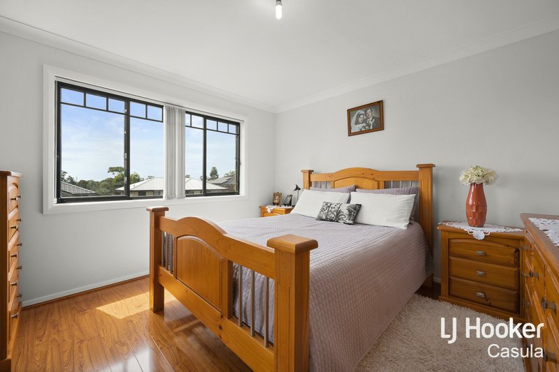 Photo - 37 Flame Tree Street, Casula NSW 2170 - Image 5