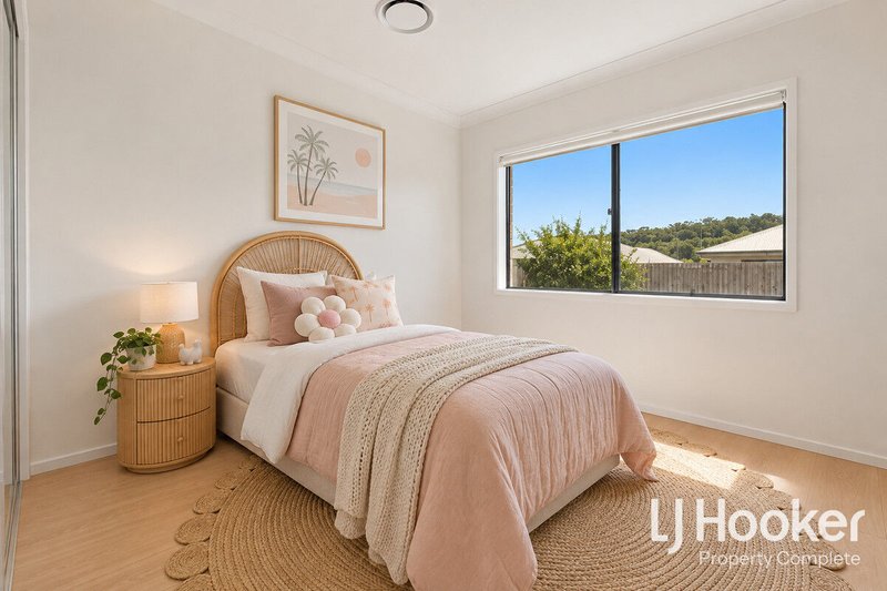 Photo - 37 Flinders Drive, Yarrabilba QLD 4207 - Image 8