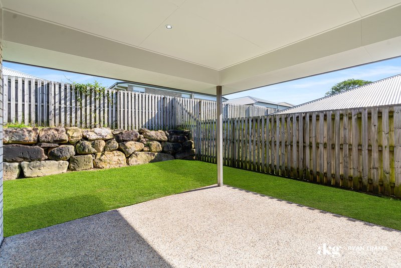 Photo - 37 Flora Terrace, Pimpama QLD 4209 - Image 17