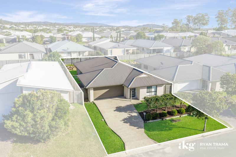 Photo - 37 Flora Terrace, Pimpama QLD 4209 - Image 18