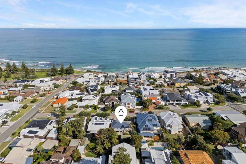 Photo - 37 Floyd Street, Trigg WA 6029 - Image 1