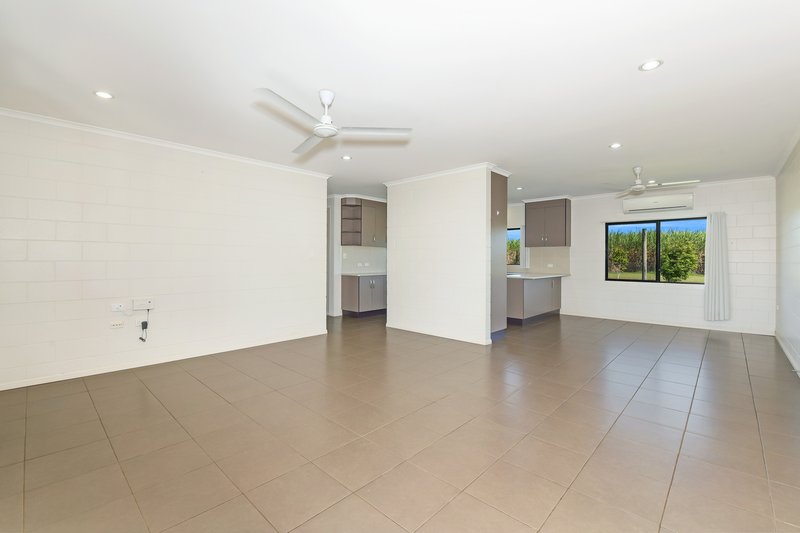 Photo - 37 Flynn Road, Mourilyan QLD 4858 - Image 3