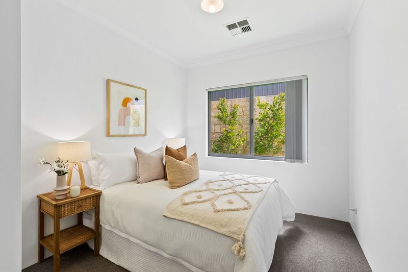 Photo - 37 Forever Boulevard, Banksia Grove WA 6031 - Image 16