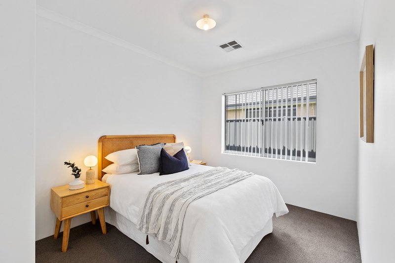 Photo - 37 Forever Boulevard, Banksia Grove WA 6031 - Image 17