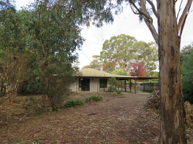 37 Fourth Avenue, Raymond Island VIC 3880