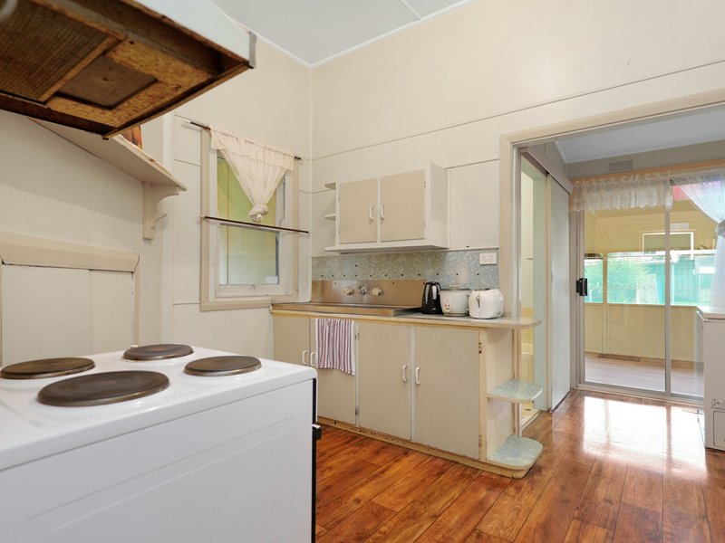 Photo - 37 Fourth Street, Weston NSW 2326 - Image 5