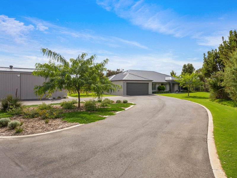 37 Frayne Place, Wandi WA 6167