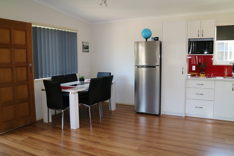 Photo - 37 Gertrude St , Redcliffe QLD 4020 - Image 12