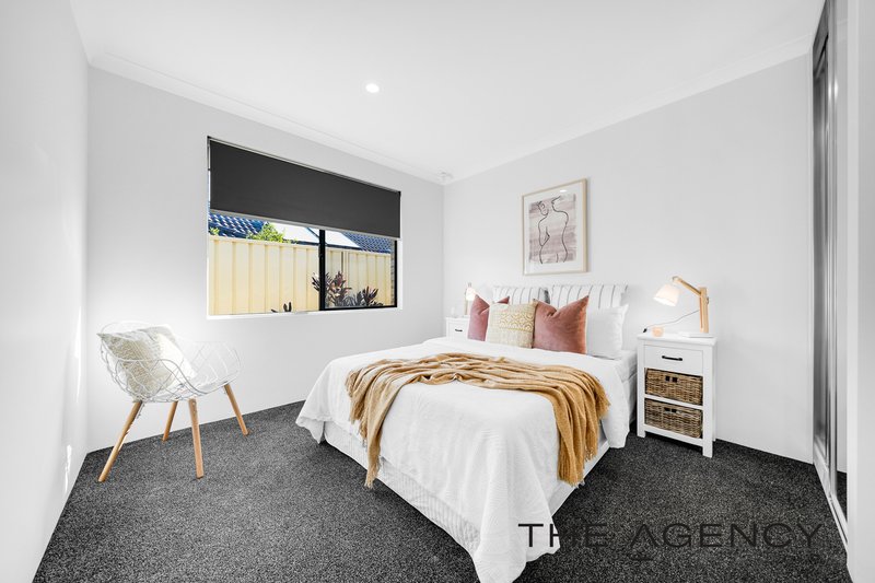Photo - 37 Gnangara Road, Madeley WA 6065 - Image 16