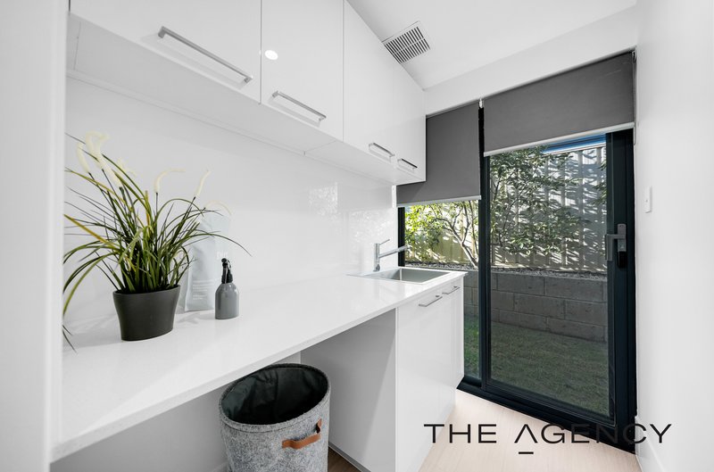 Photo - 37 Gnangara Road, Madeley WA 6065 - Image 17