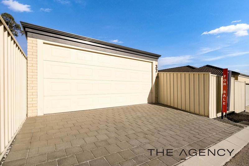 Photo - 37 Gnangara Road, Madeley WA 6065 - Image 19