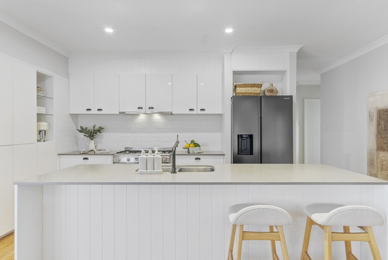 Photo - 37 Gordon Crescent, Mango Hill QLD 4509 - Image 18