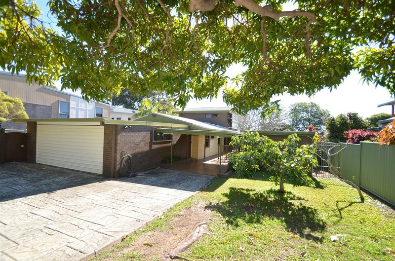 37 Gordon Street, Labrador QLD 4215