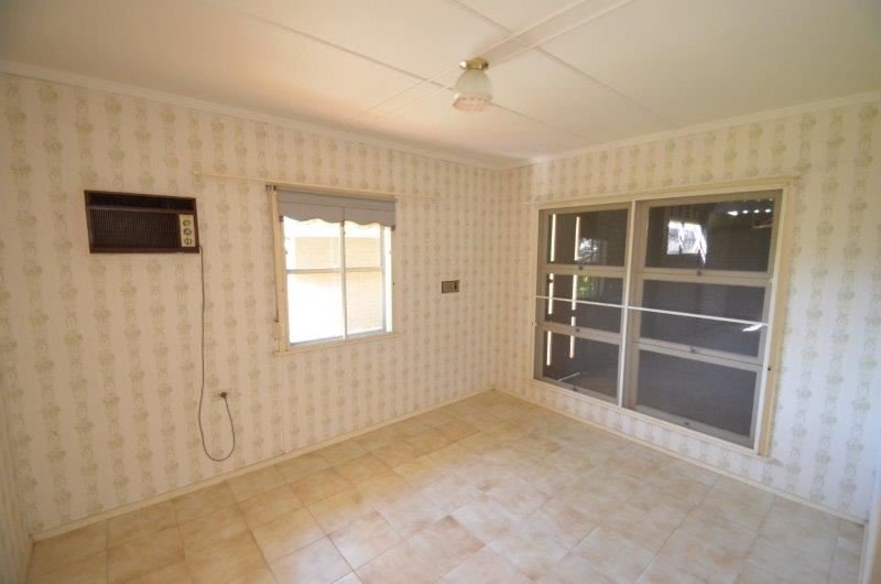 Photo - 37 Gordon Street, Labrador QLD 4215 - Image 16