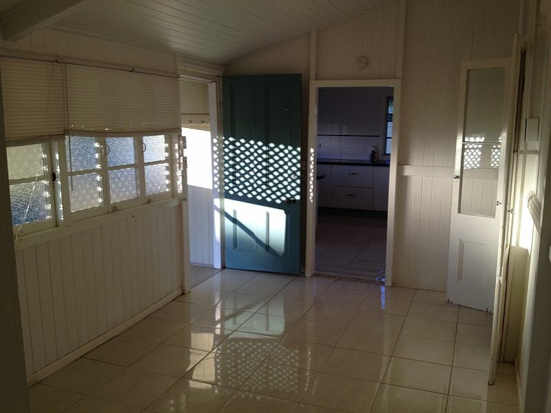 Photo - 37 Gore Street, Murgon QLD 4605 - Image 9