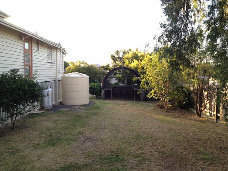 Photo - 37 Gore Street, Murgon QLD 4605 - Image 11