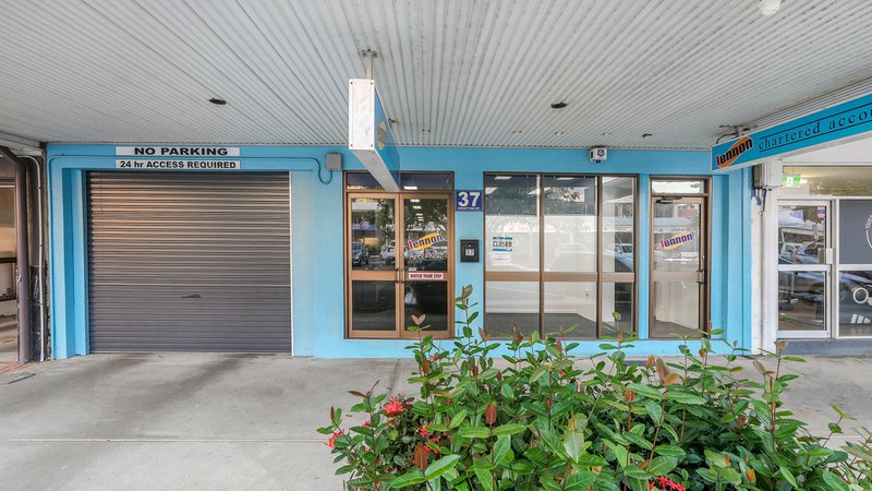 Photo - 37 Grafton Street, Cairns City QLD 4870 - Image 2