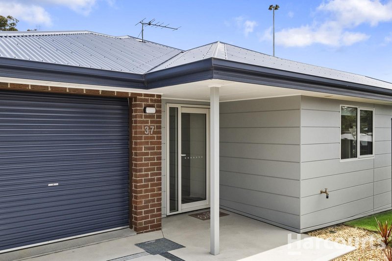 37 Grand Mews, Kingston TAS 7050