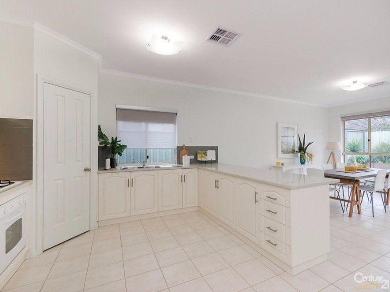 Photo - 37 Grasswren Way, Mawson Lakes SA 5095 - Image 3