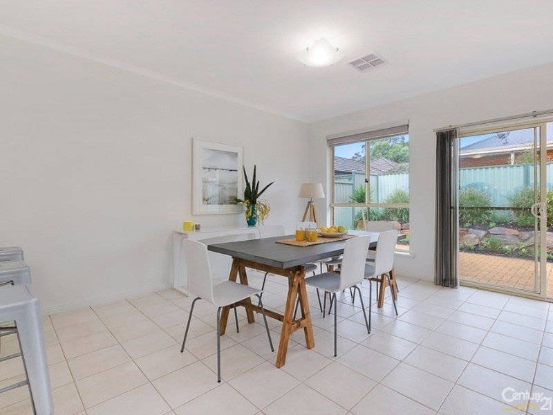 Photo - 37 Grasswren Way, Mawson Lakes SA 5095 - Image 5