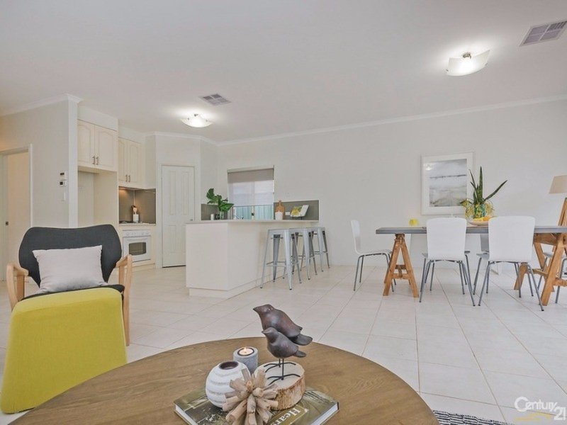 Photo - 37 Grasswren Way, Mawson Lakes SA 5095 - Image 11