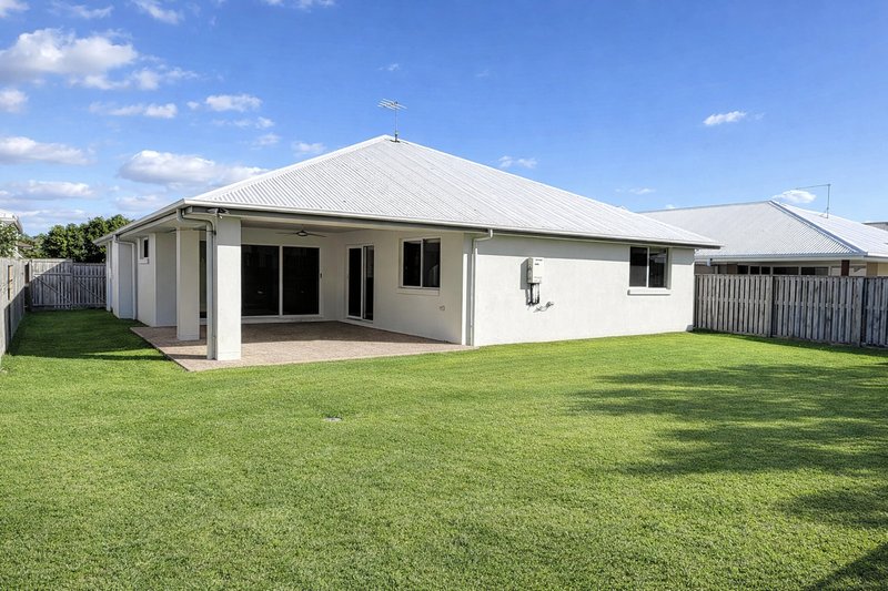 Photo - 37 Greenhaven Circuit, Narangba QLD 4504 - Image 17